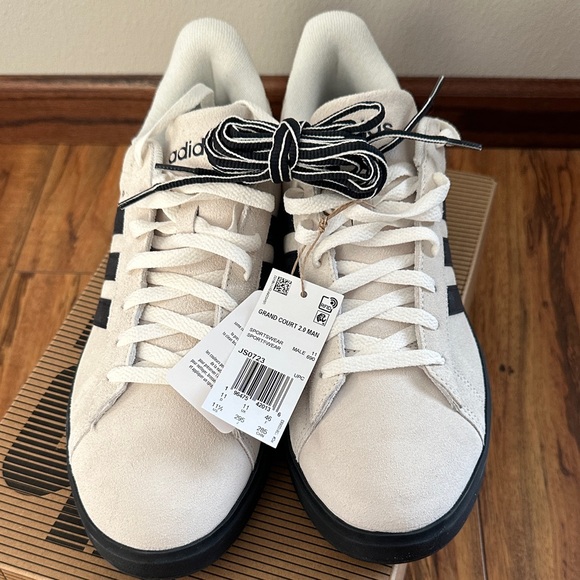 NWT ADIDAS STAR WARS MANDALORIAN GRAND COURT 2.0 SHOES Men’s Size 11.5 - Picture 7 of 7